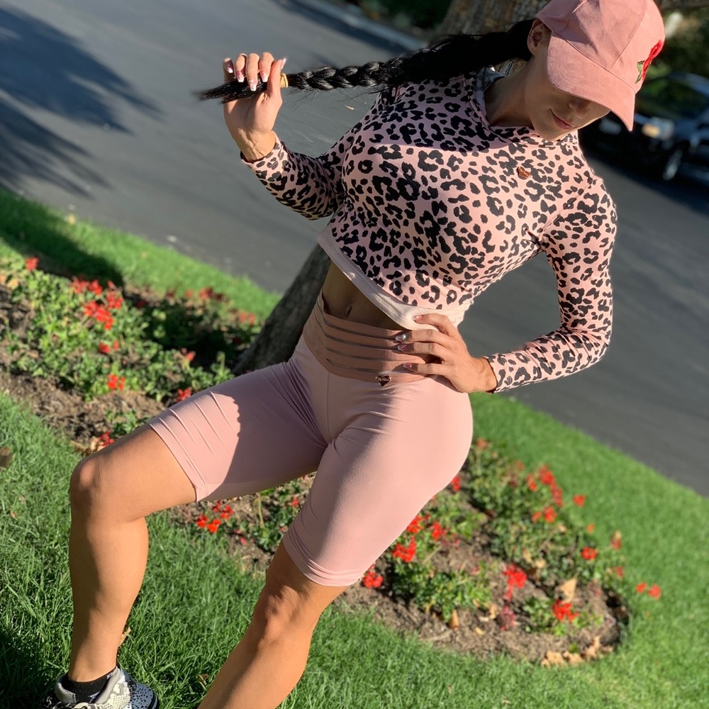 Cute Booty Lounge crop sweater